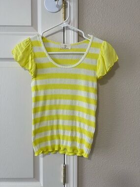 t.la Anthropologie Yellow White Stripe Ribbed Flutter Sleeve Top Size Small